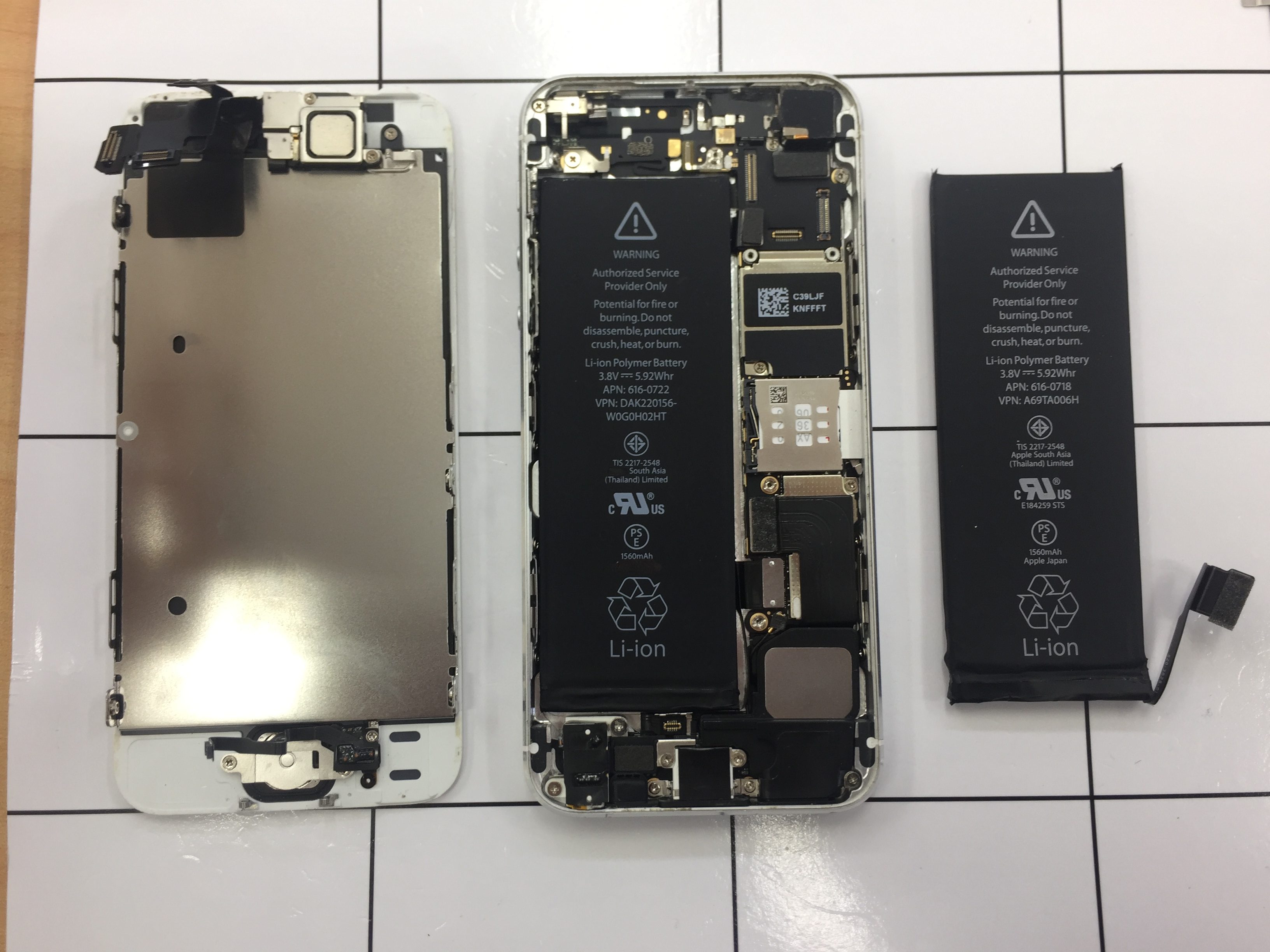 千葉　四街道　iPhone５S　バッテリー交換　修理時間10分！！