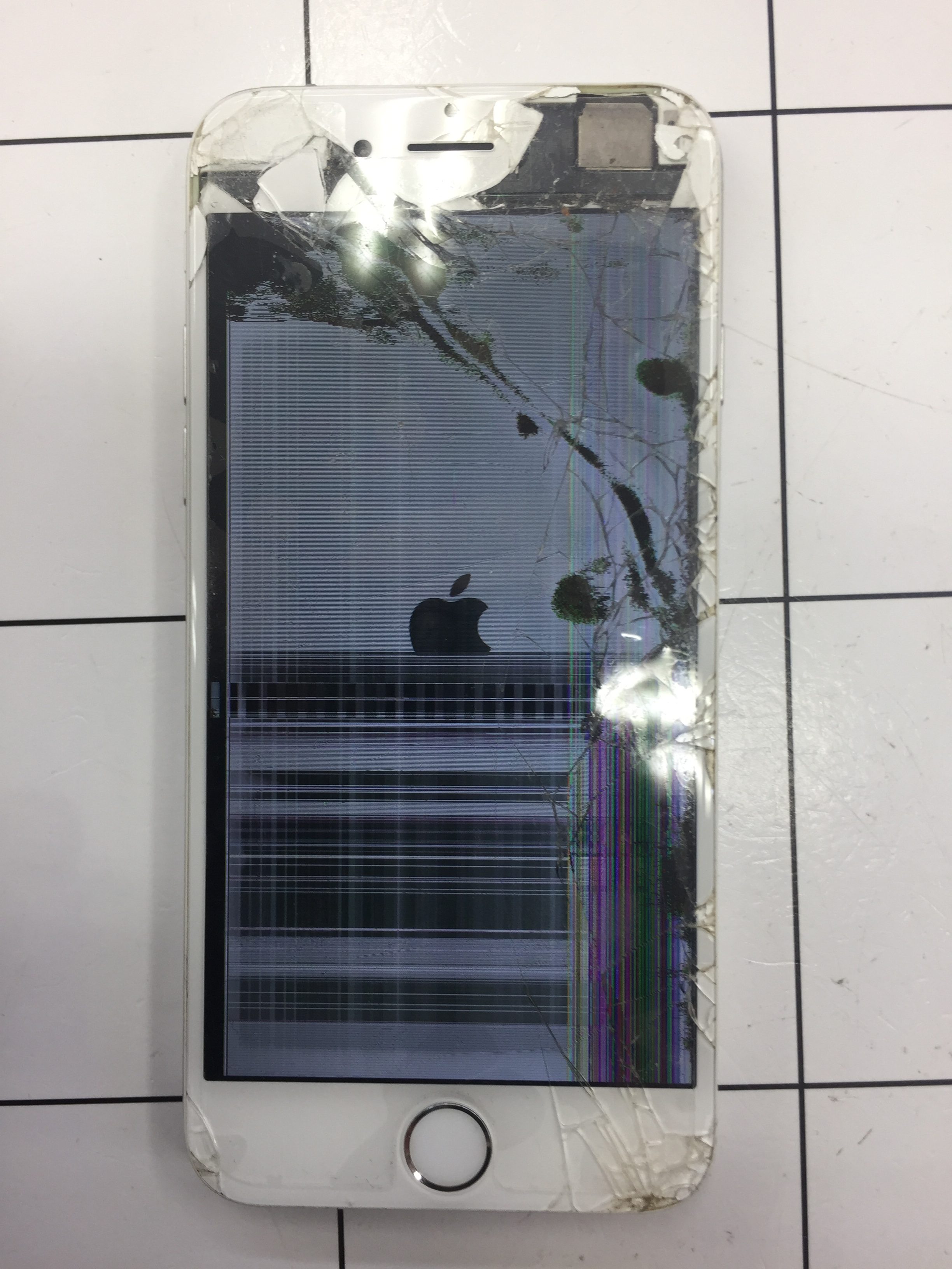 佐倉市新臼井田より、iPhone６画面割れ修理のご来店!　千葉最安修理！　スマホ修理のあいプロ四街道店