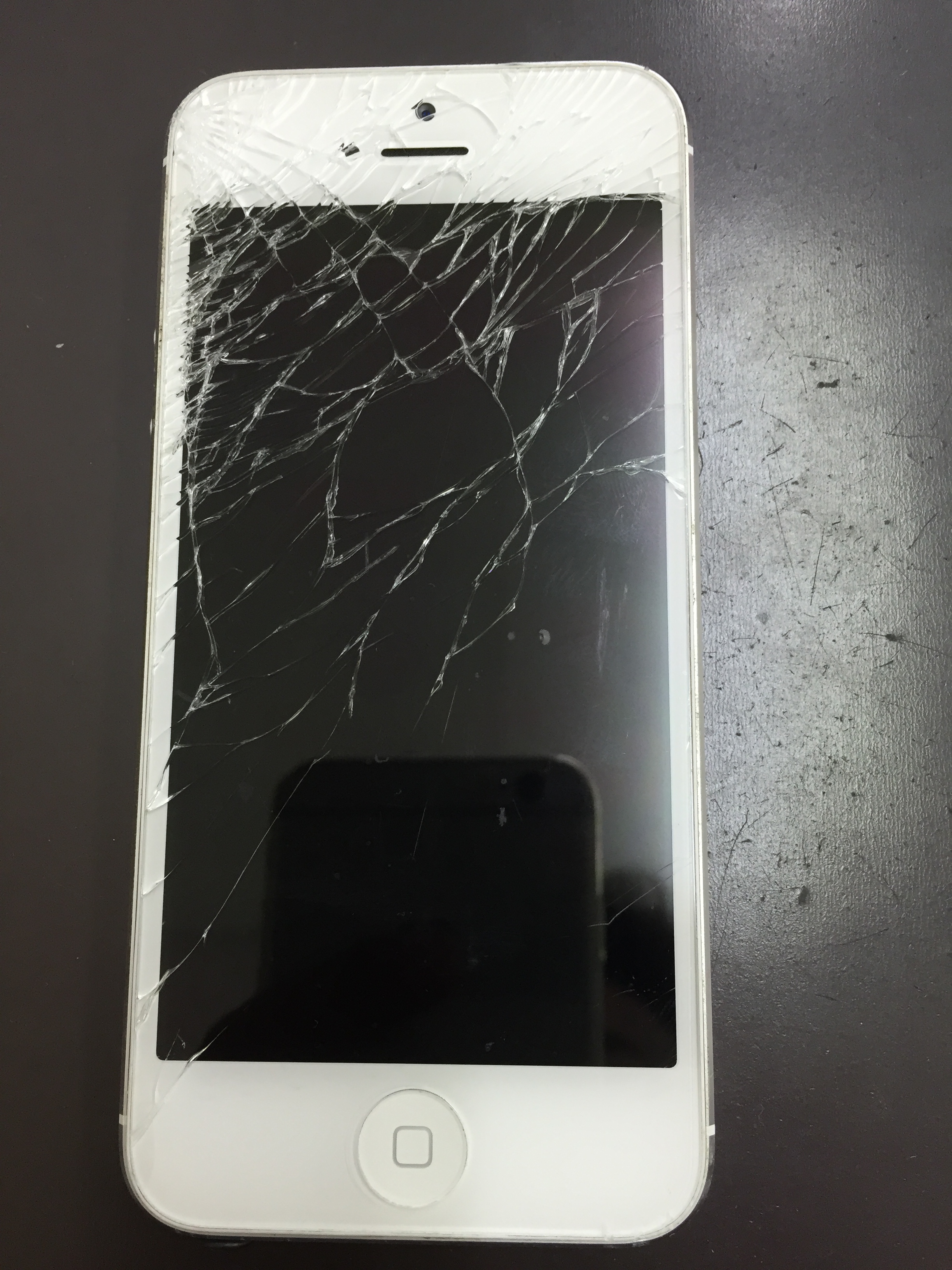 『iPhone 修理 新宿』新宿でiPhoneを修理するならあいプロ新大久保店へ！