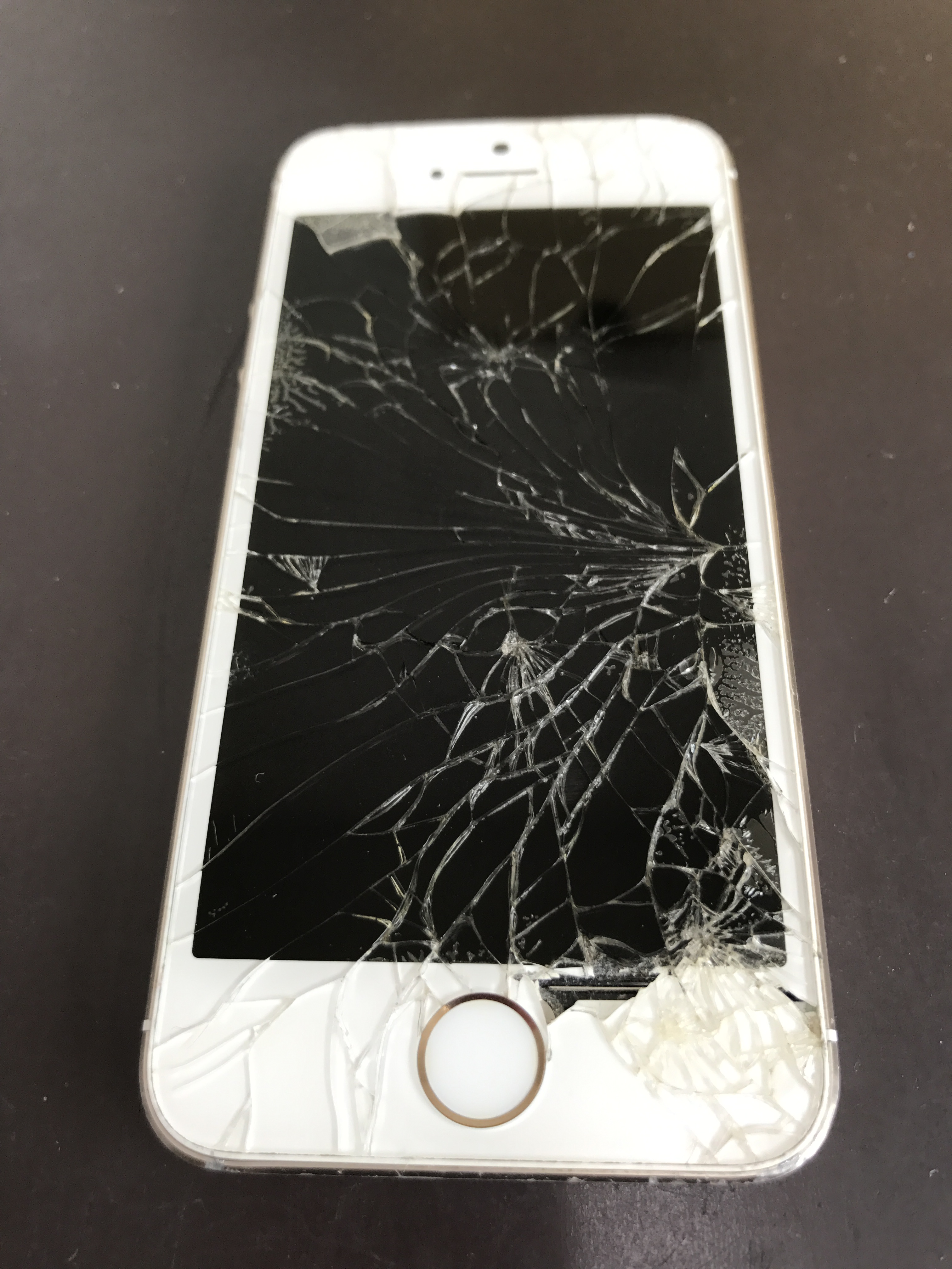 『iPhone 修理 新大久保』iPhone修理ならお任せください！あいプロ新大久保店！
