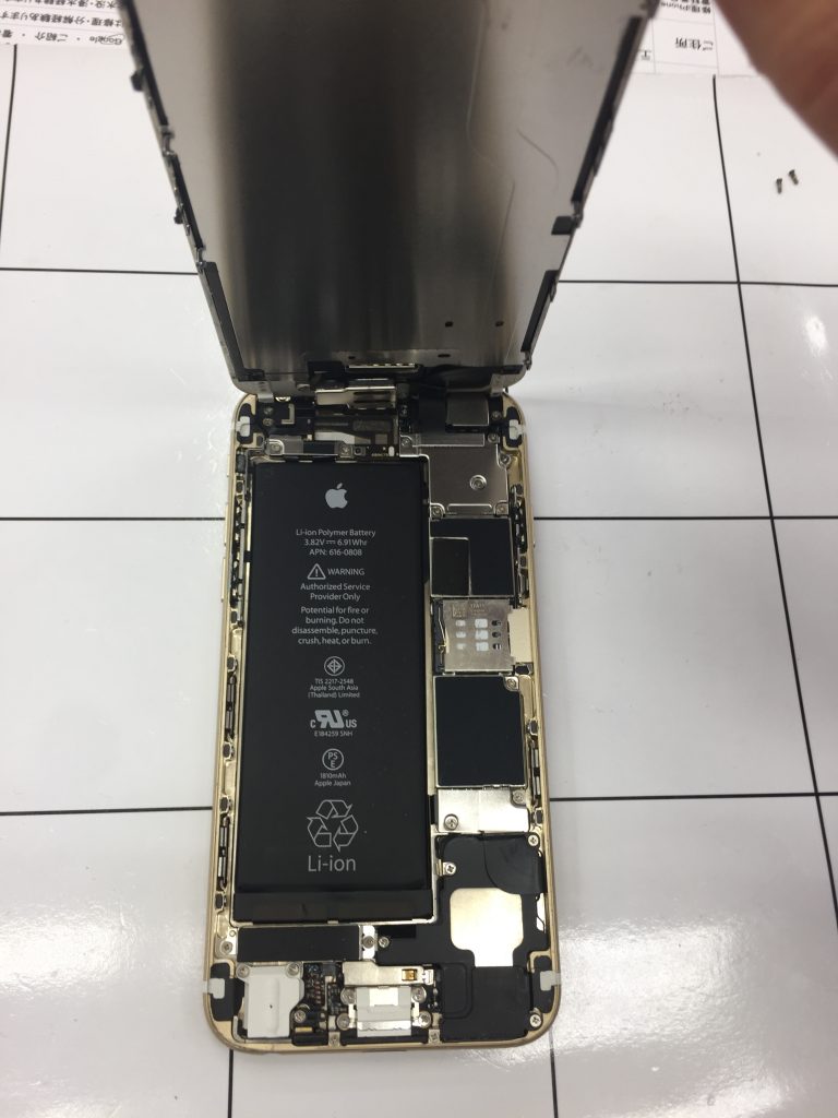 【スマホ 修理 甲府】iPhone6の画面修理＆バッテリー交換！！