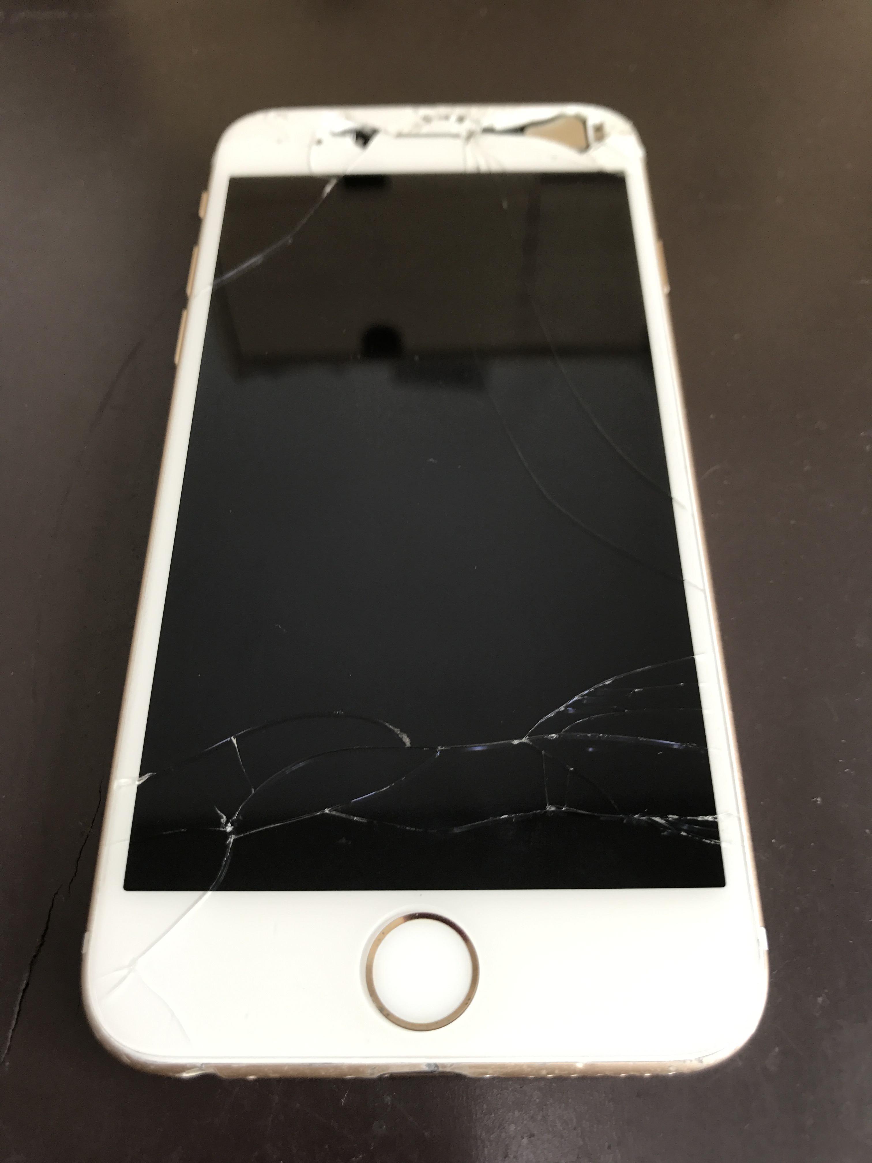 『iPhone 修理 千葉県』iPhoneの修理ならあいプロ四街道店へ！