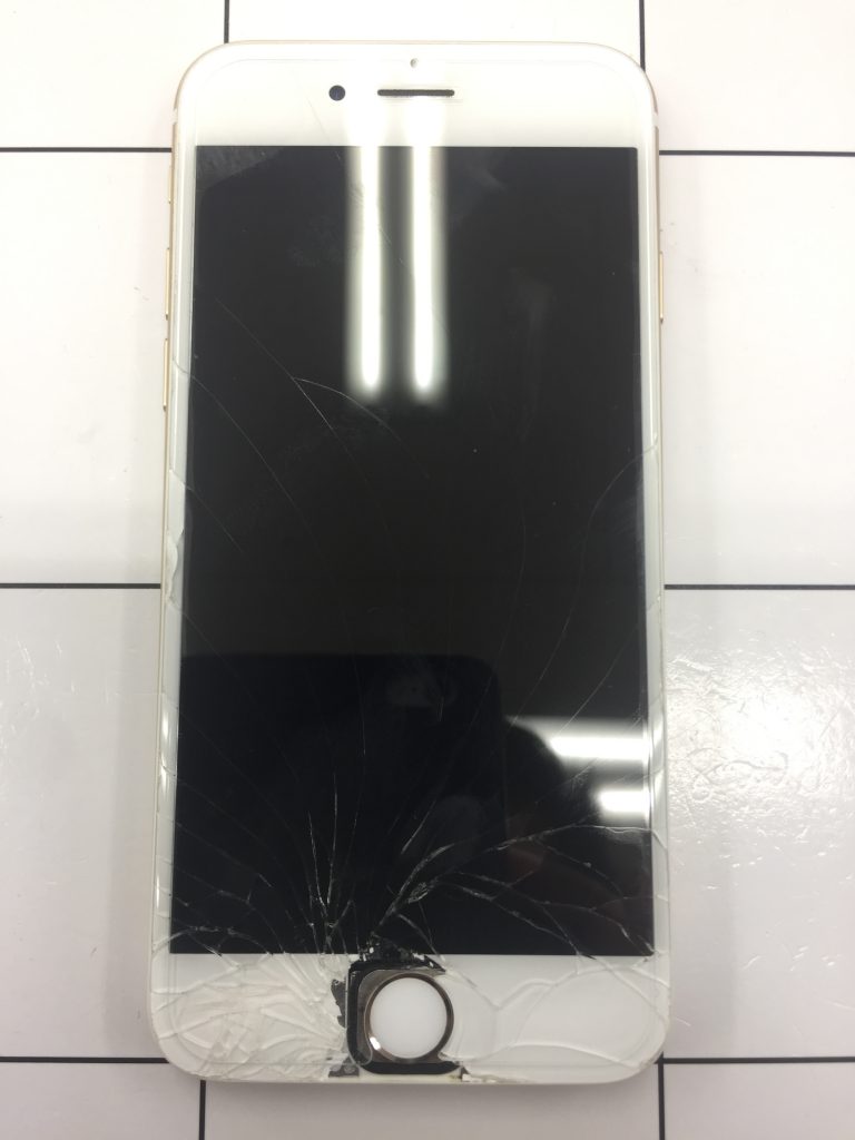 【スマホ 修理 甲府】スマホの画面が割れてしまったら、あいプロ甲府店へ！！
