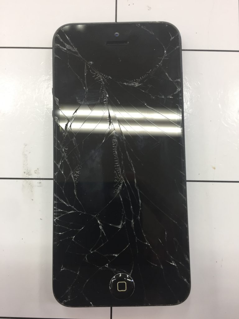 【iPhone 修理 甲府】iPhone5の画面修理をしました！！即日最安値！！