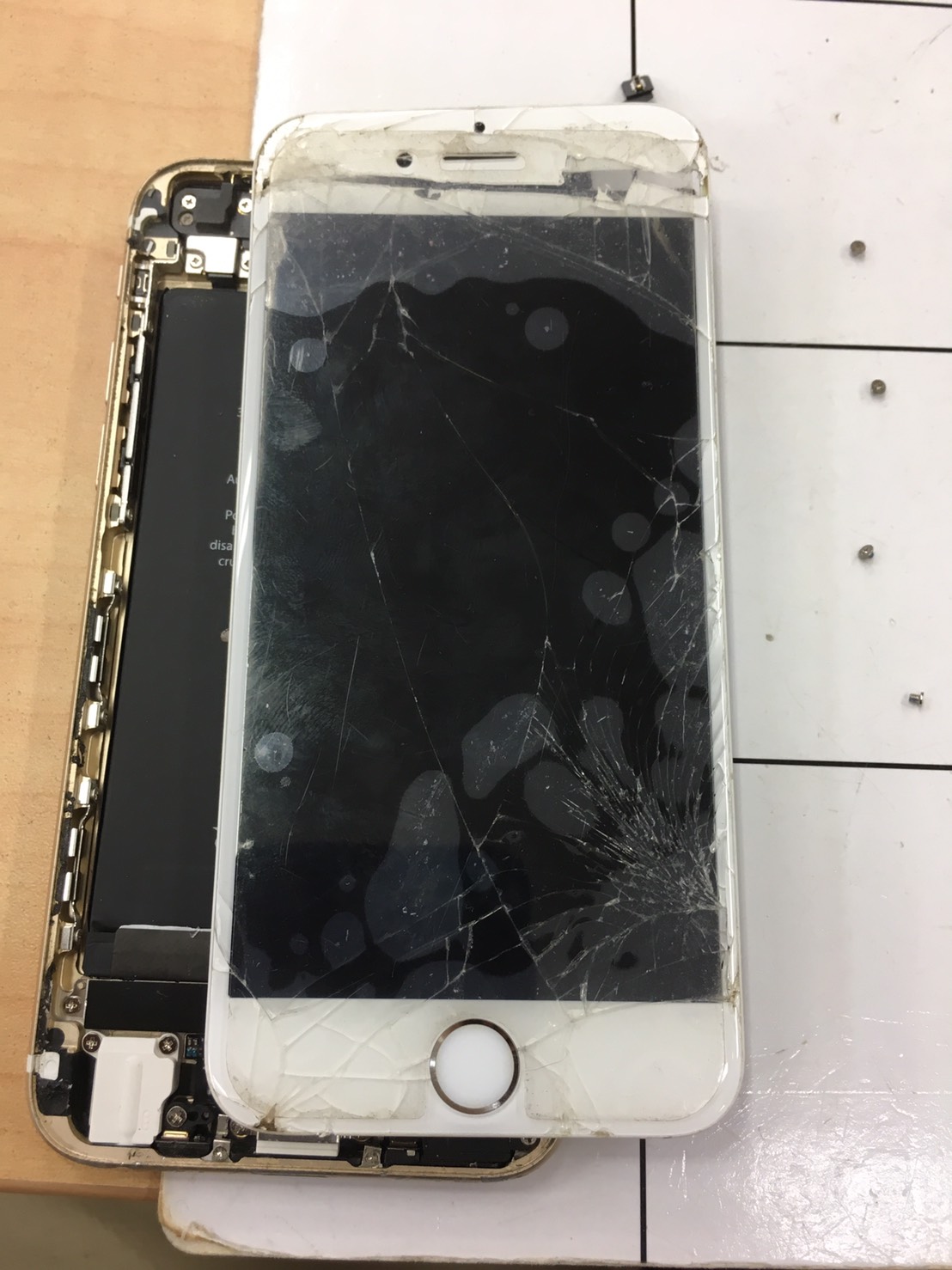 【iPhone 修理 千葉】iPhone6画面割れ修理！即日最安値で修理するならあいプロ四街道店　千葉