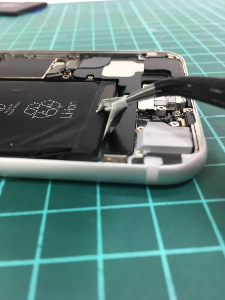 Iphone６ バッテリー交換 秋田市 Iphoneのバッテリー交換なら最短１５分 料金や作業時間で選ぶならあいプロ Iphone Android修理専門店 Iphonepro あいプロ