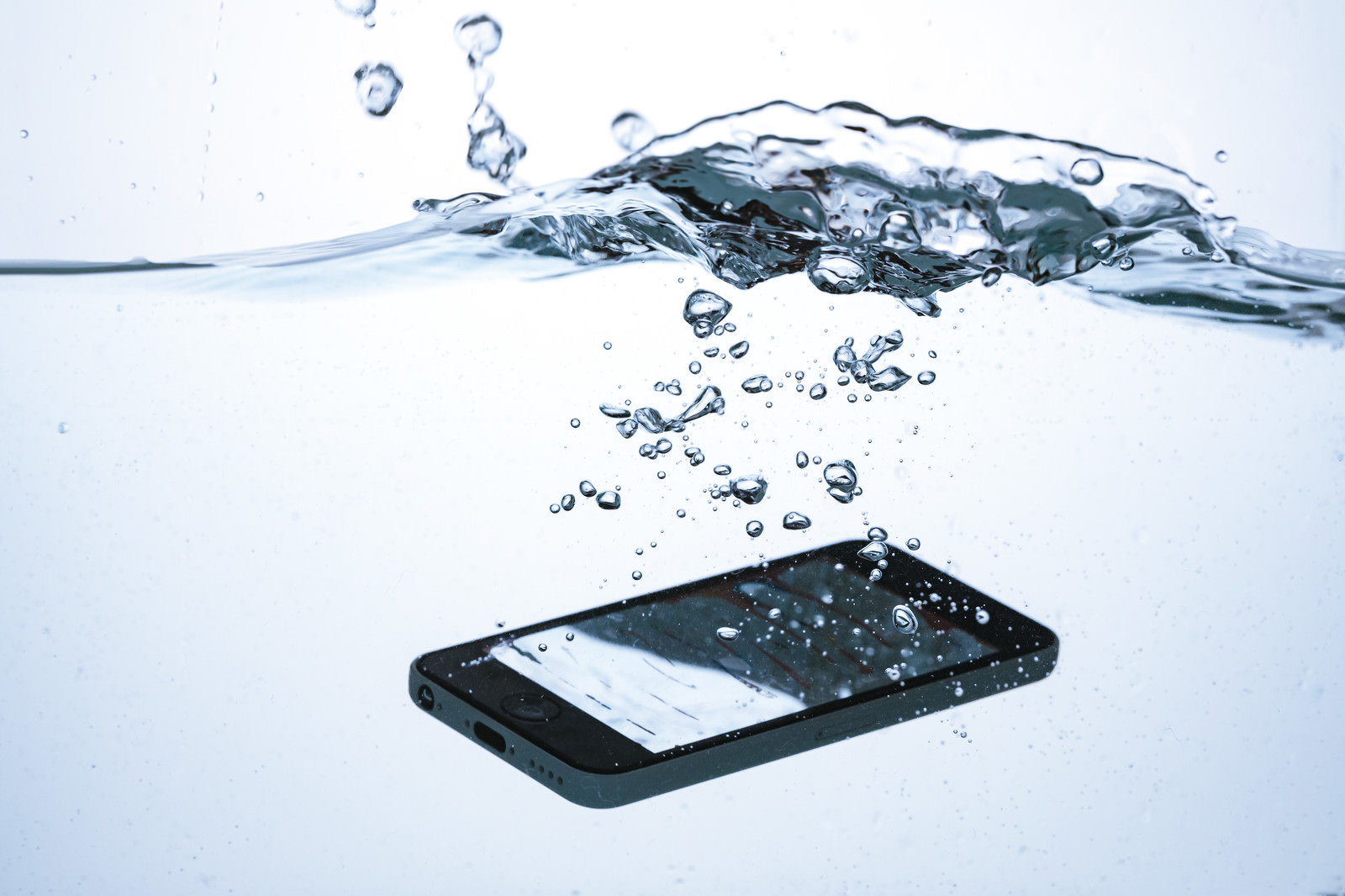 印西でのiPhoneSE3水没修理！おすすめの修理店情報